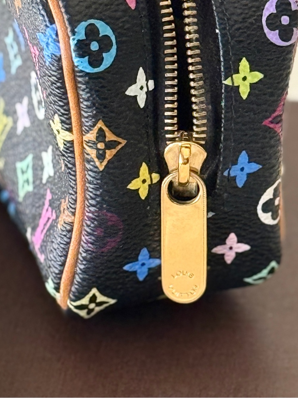 LOUIS VUITTON BLACK MURAKAMI MULTICOLORE WAPITY POUCH SUPER CLEAN - Picture 6 of 8